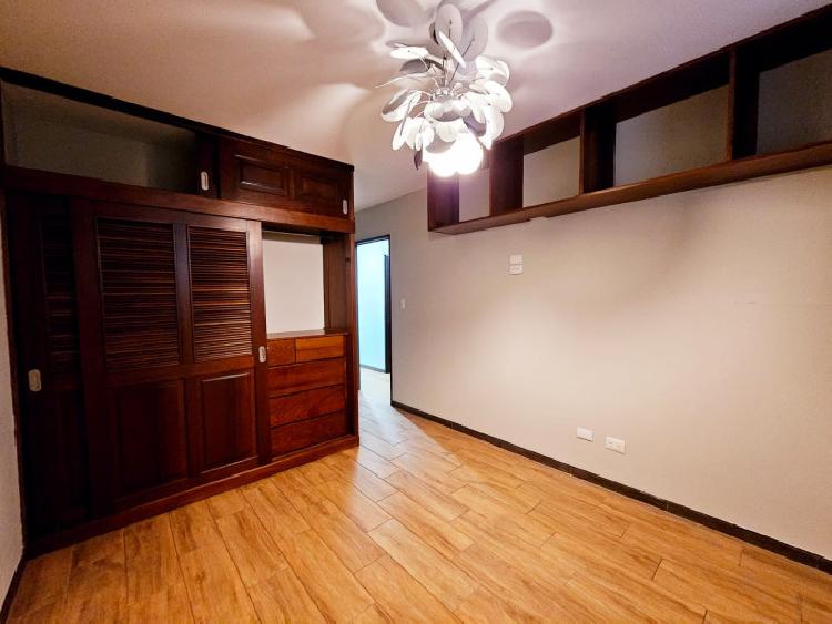 Apartamento en Alquiler en Portico Z.7 Guatemala