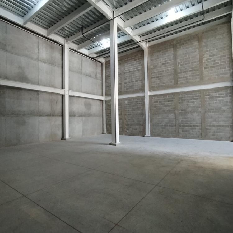 Ofibodega en venta en zona 2 de Mixco Interamericana