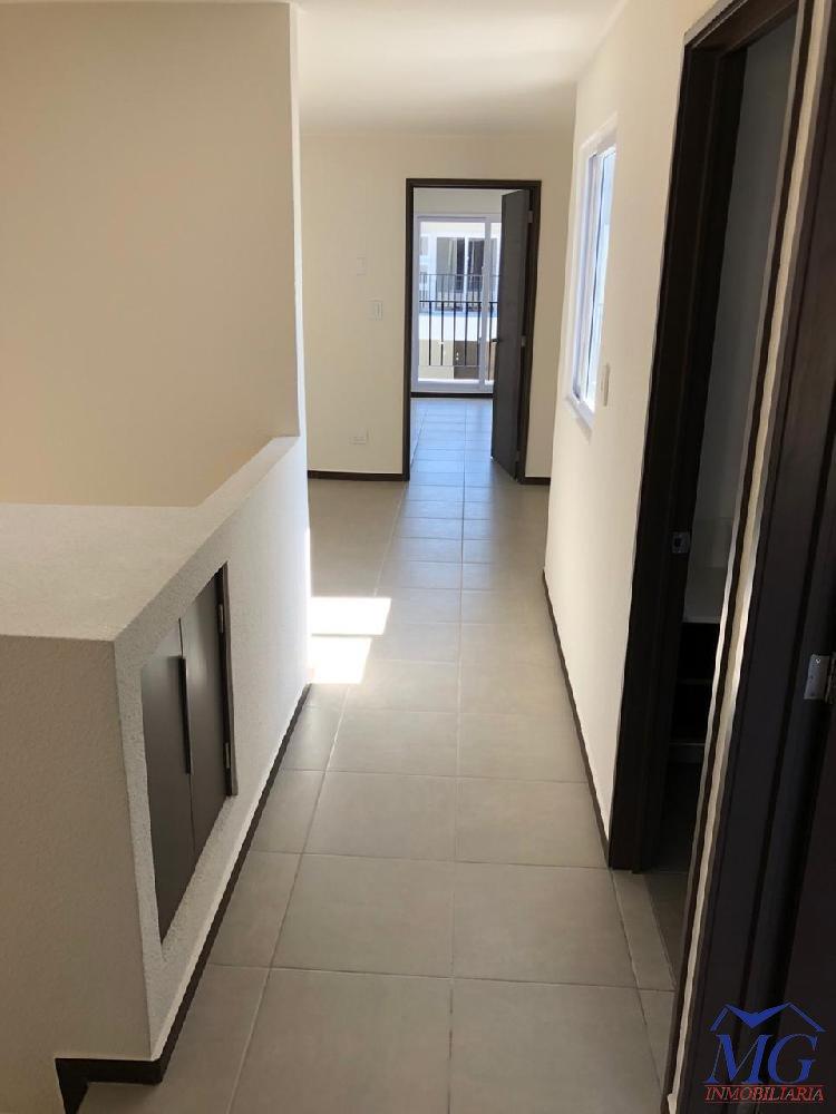 VENDO CASA EN PARQUE SAN ANGEL ZONA 2