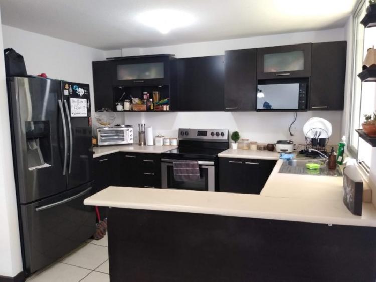 Casa en Venta en Condominio Cantoria