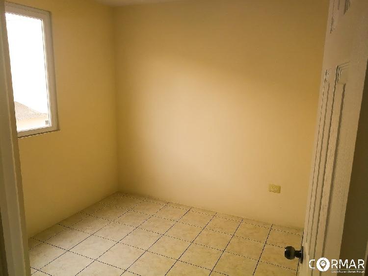 Casa en Venta en Condado Catalina, Villa Nueva 